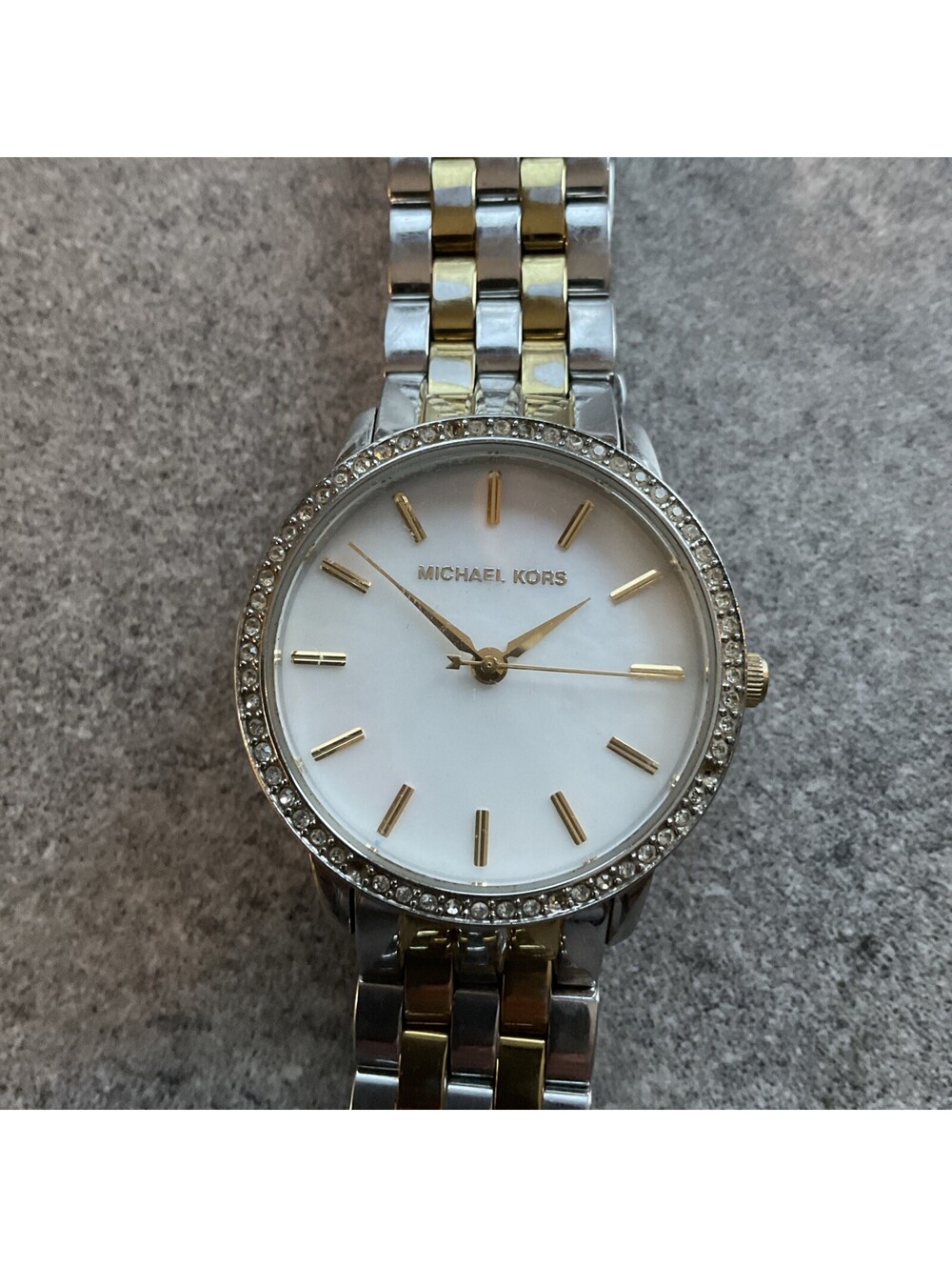 Michael Kors Womens Watch 35mm Stainless Steel Case & Band MOP Dial MK3139 A18